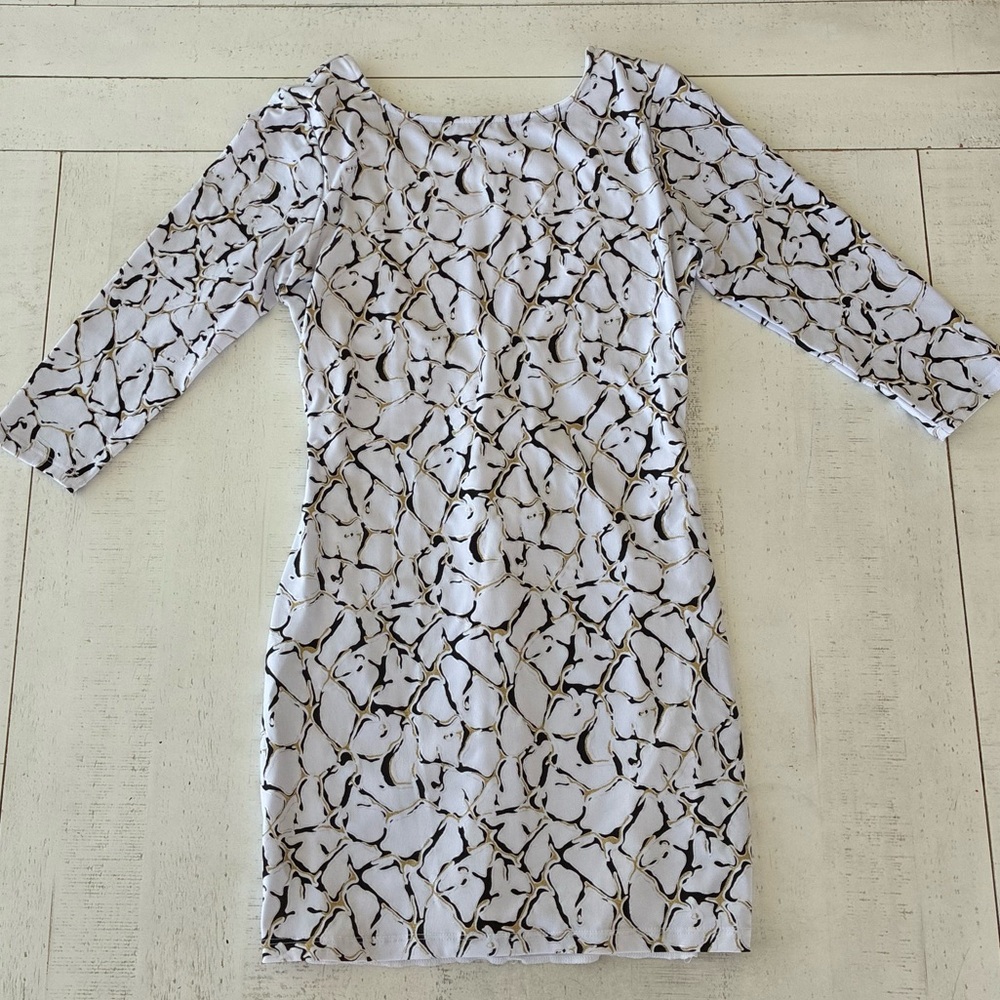 Elegant White and Black Patterned Dress